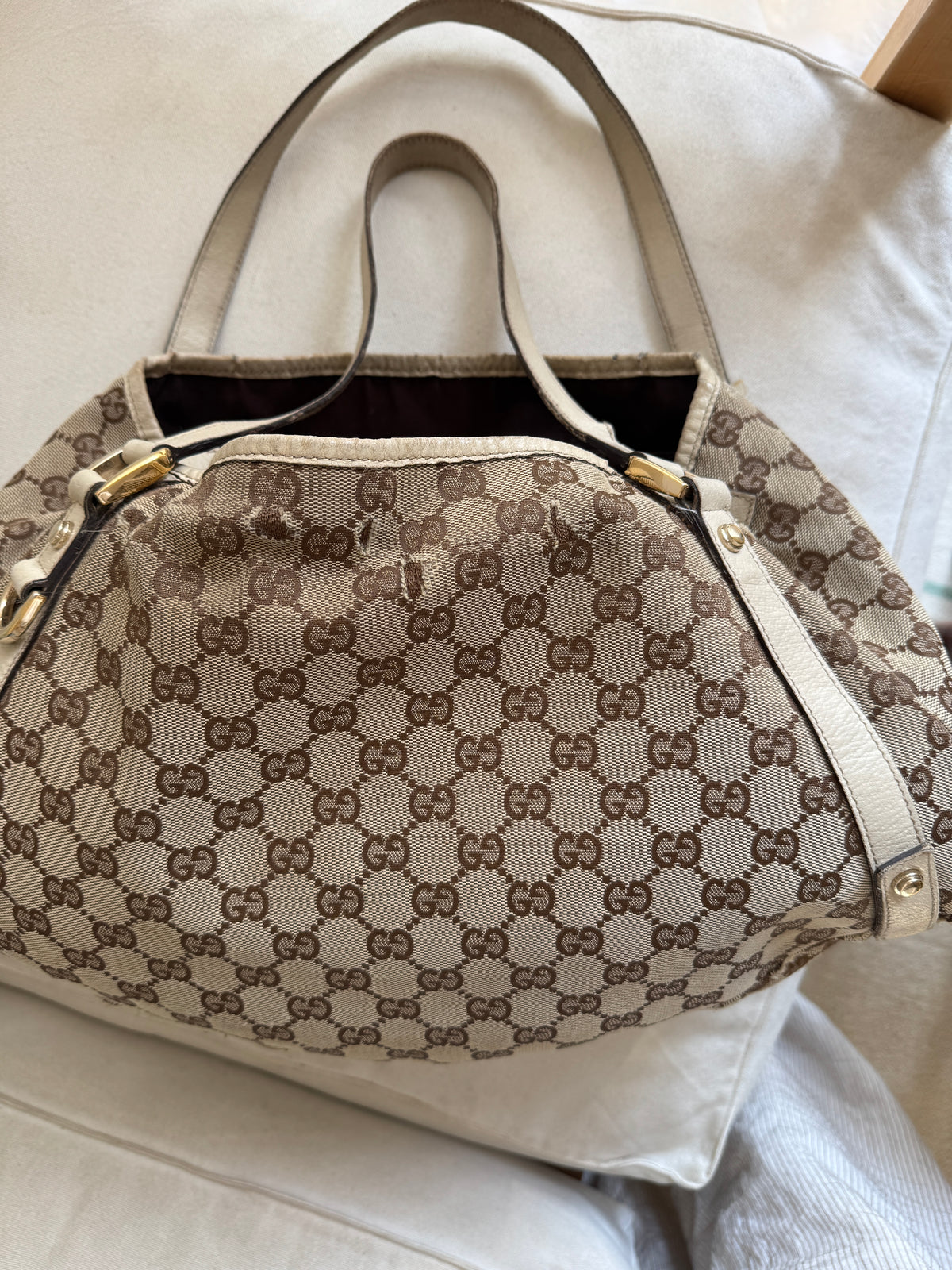 Authentic Gucci Abbey Monogram Shoulder Bag