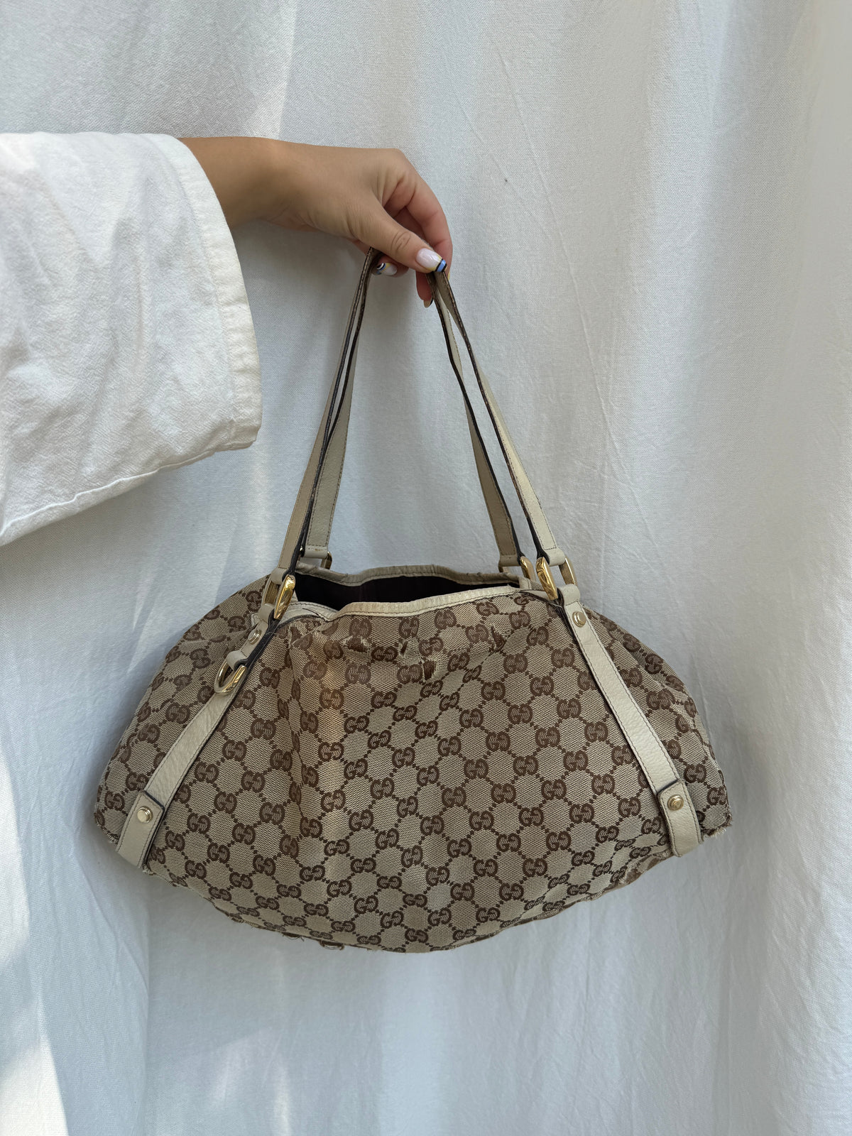 Authentic Gucci Abbey Monogram Shoulder Bag