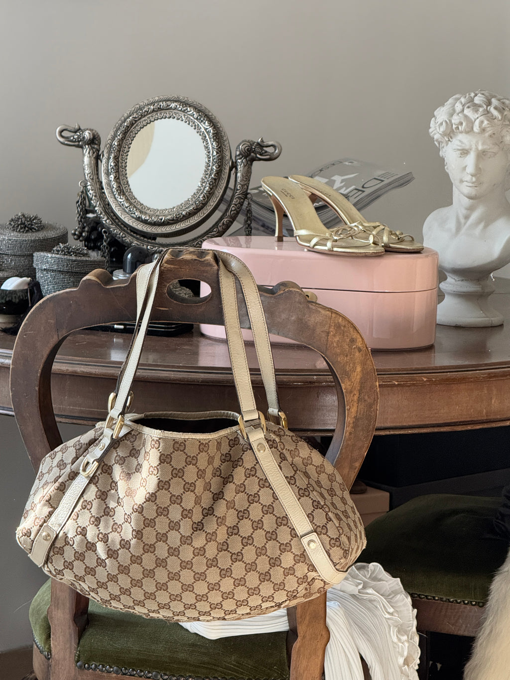 Authentic Gucci Abbey Monogram Shoulder Bag