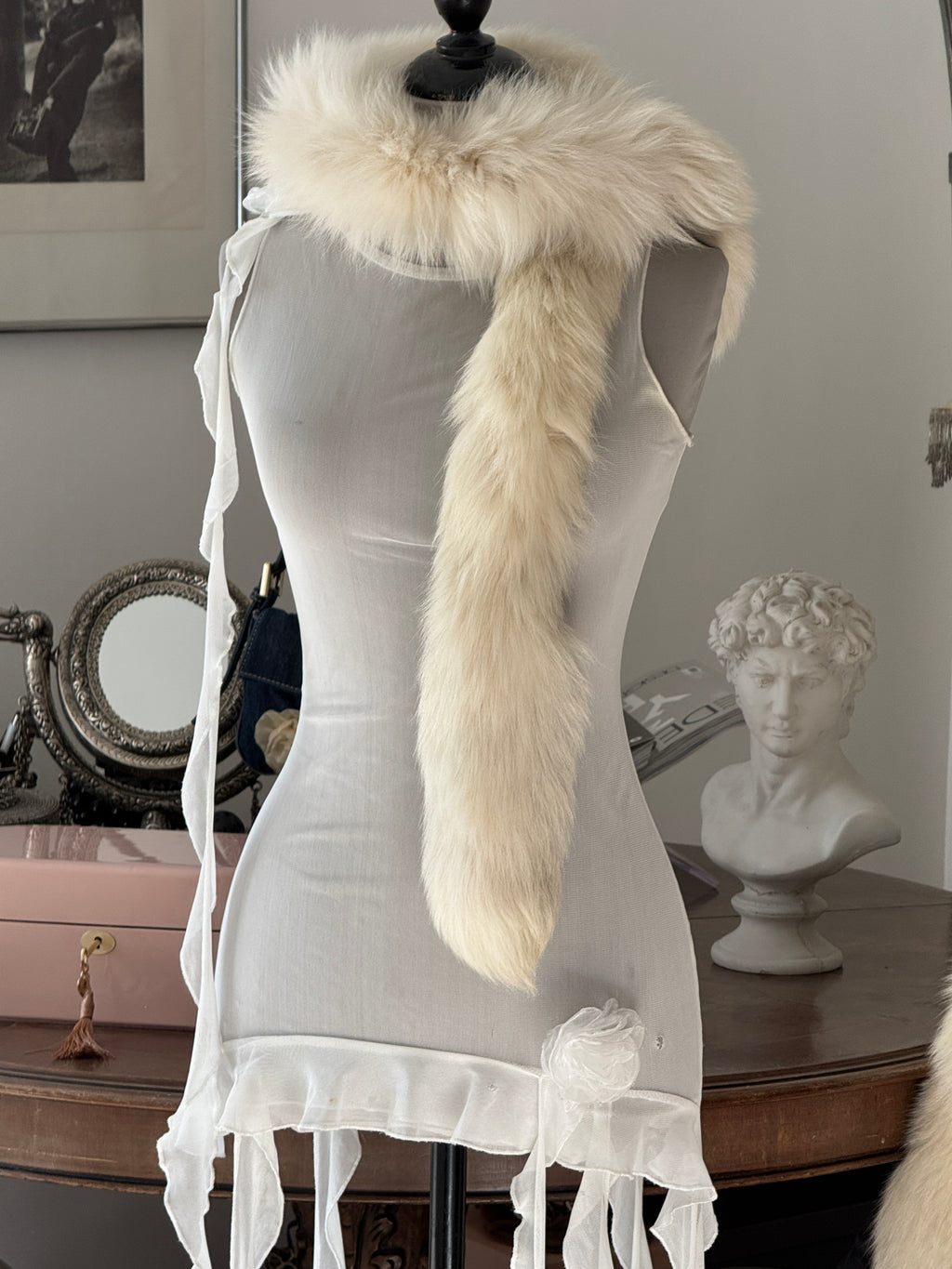 Adorable Creme Statement Fur Scarf