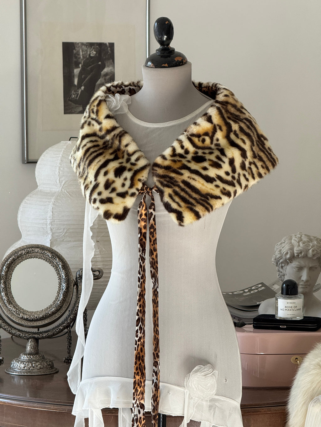Brown Leo Faux Fur Collar