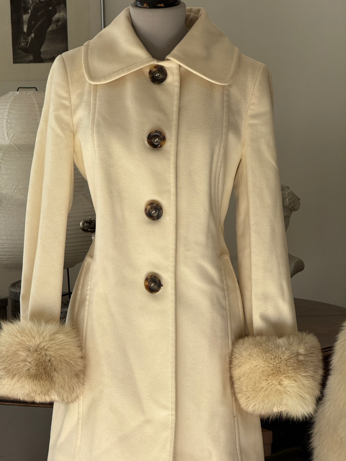 Creme 70´s Wool Coat with Detachable Fur Cuffs