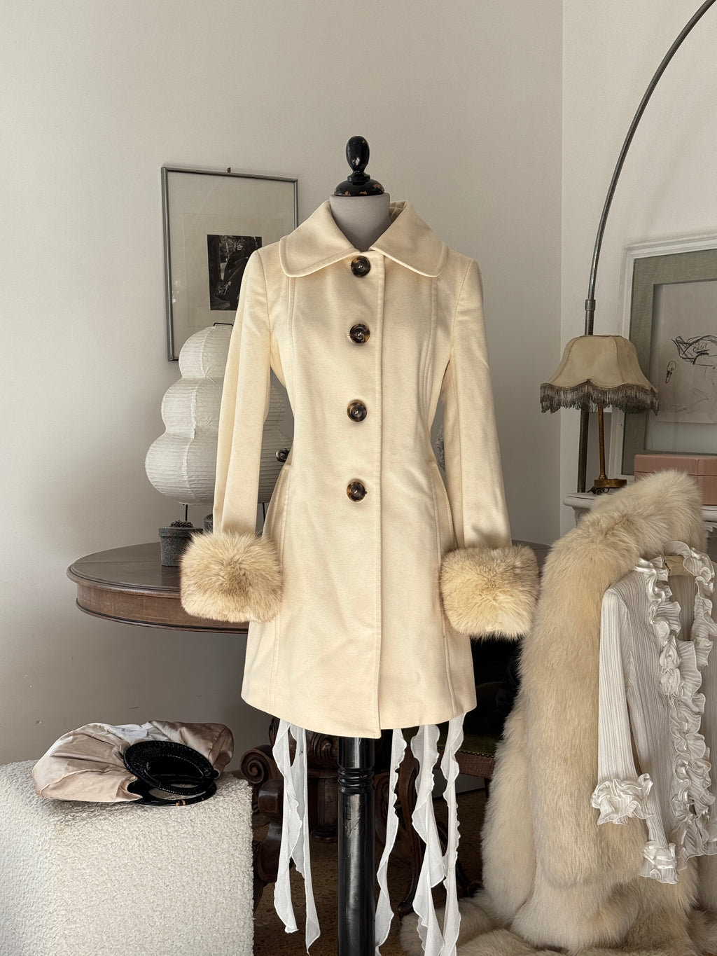 Creme 70´s Wool Coat with Detachable Fur Cuffs
