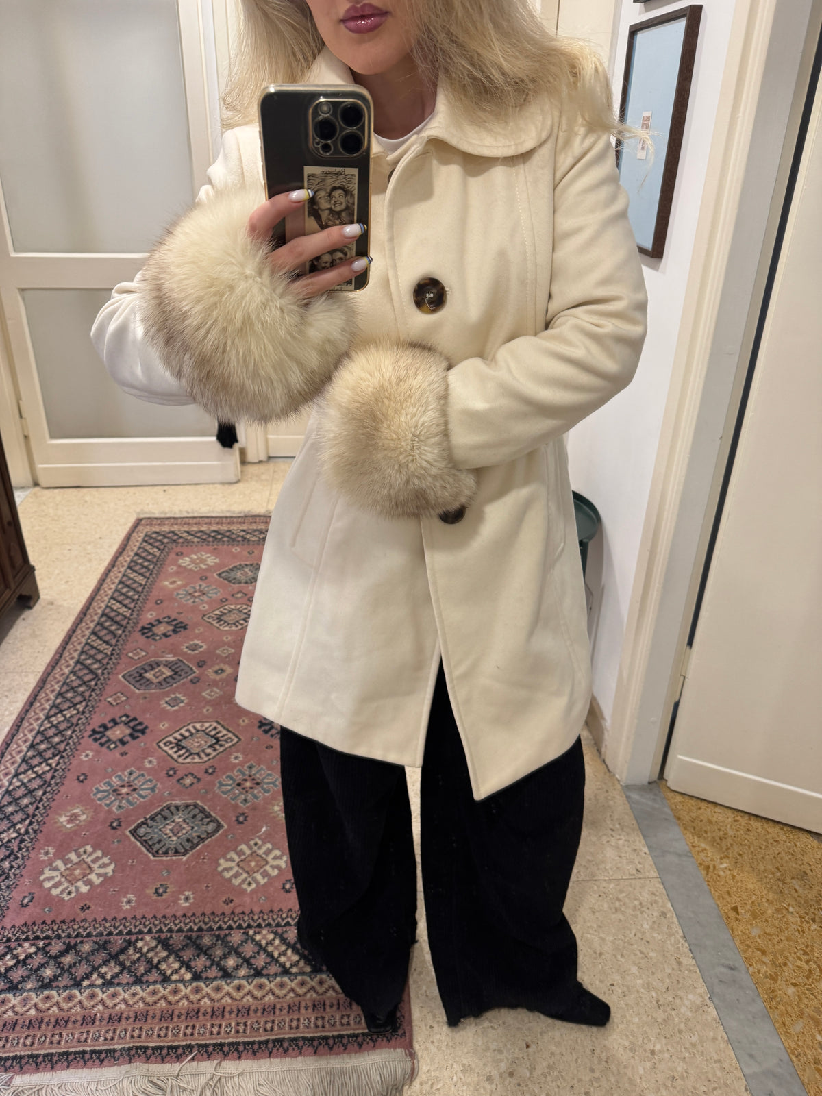 Creme 70´s Wool Coat with Detachable Fur Cuffs